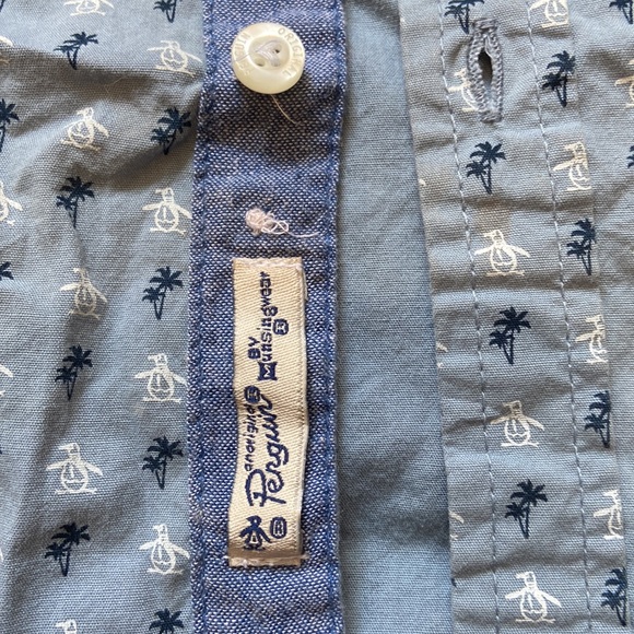 Boys button up shirt size 4. Blue with penguins and palm trees - Picture 4 of 7